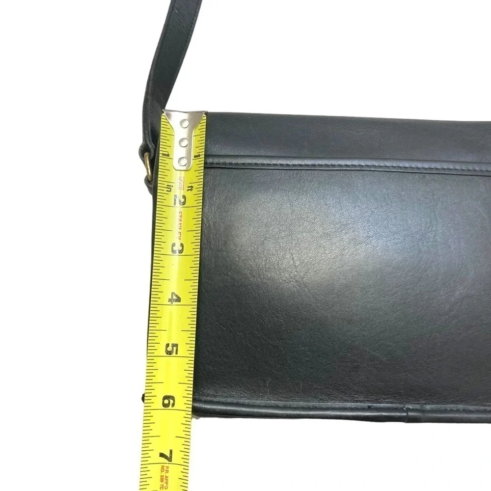 Coach vintage black leather compartment bag